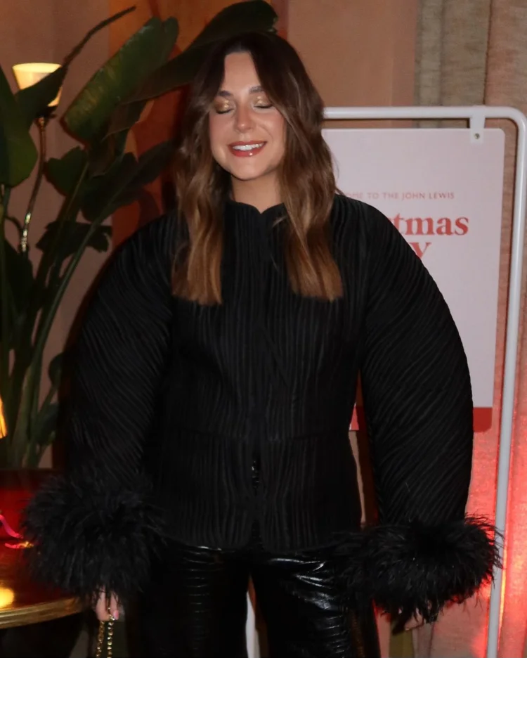 

Feather Patchwork Lace Up Coat Women Casual Round Neck Long-sleeved Loose Short Jacket Lady Autumn Commute Street Outerwears