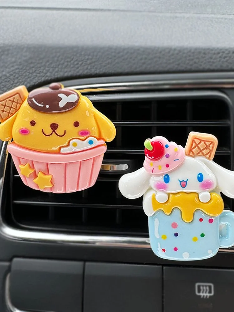 Sanrio Kuromi Car Aromatherapy Accessory Ventilation Clips Cartoon Air Purifiers My Melody Cinnamoroll Cute Car Decoration Gift view 4