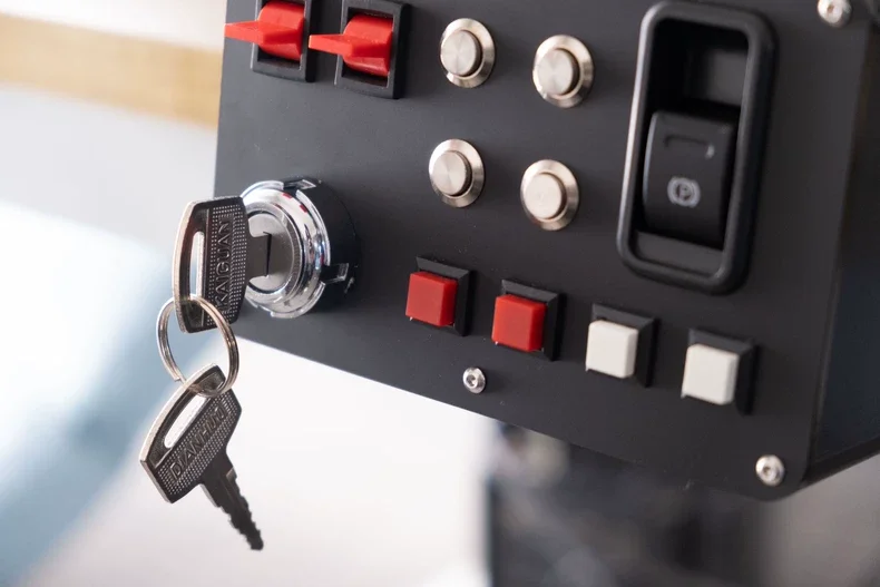 Racing Simulator Control Box Features 3D-Printed Shell And USB plug-And-Play Simply Configure The Corresponding Button Functions