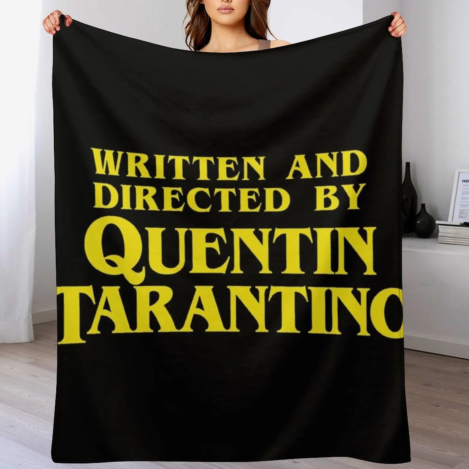 written-and-directed-by-quentin-tarantino-throw-blanket-men's-soft-warm-throw-blanket-for-couch