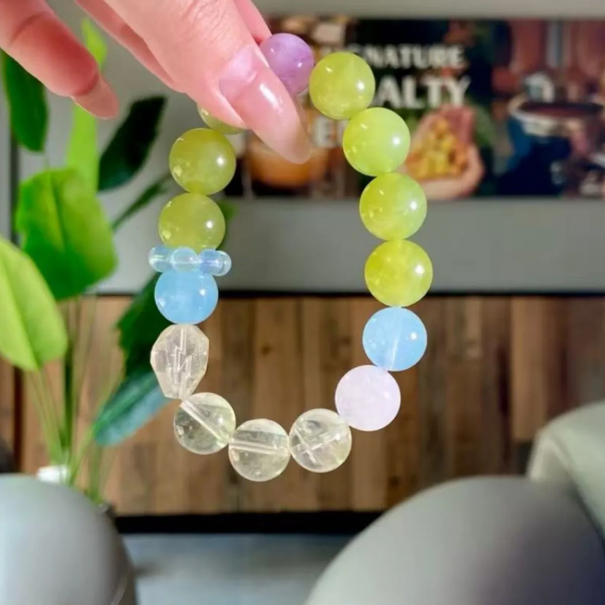 

Natural Duobao Crystal Bracelet Aquamarine Crystal Women's Fashion Light Luxury Bracelet