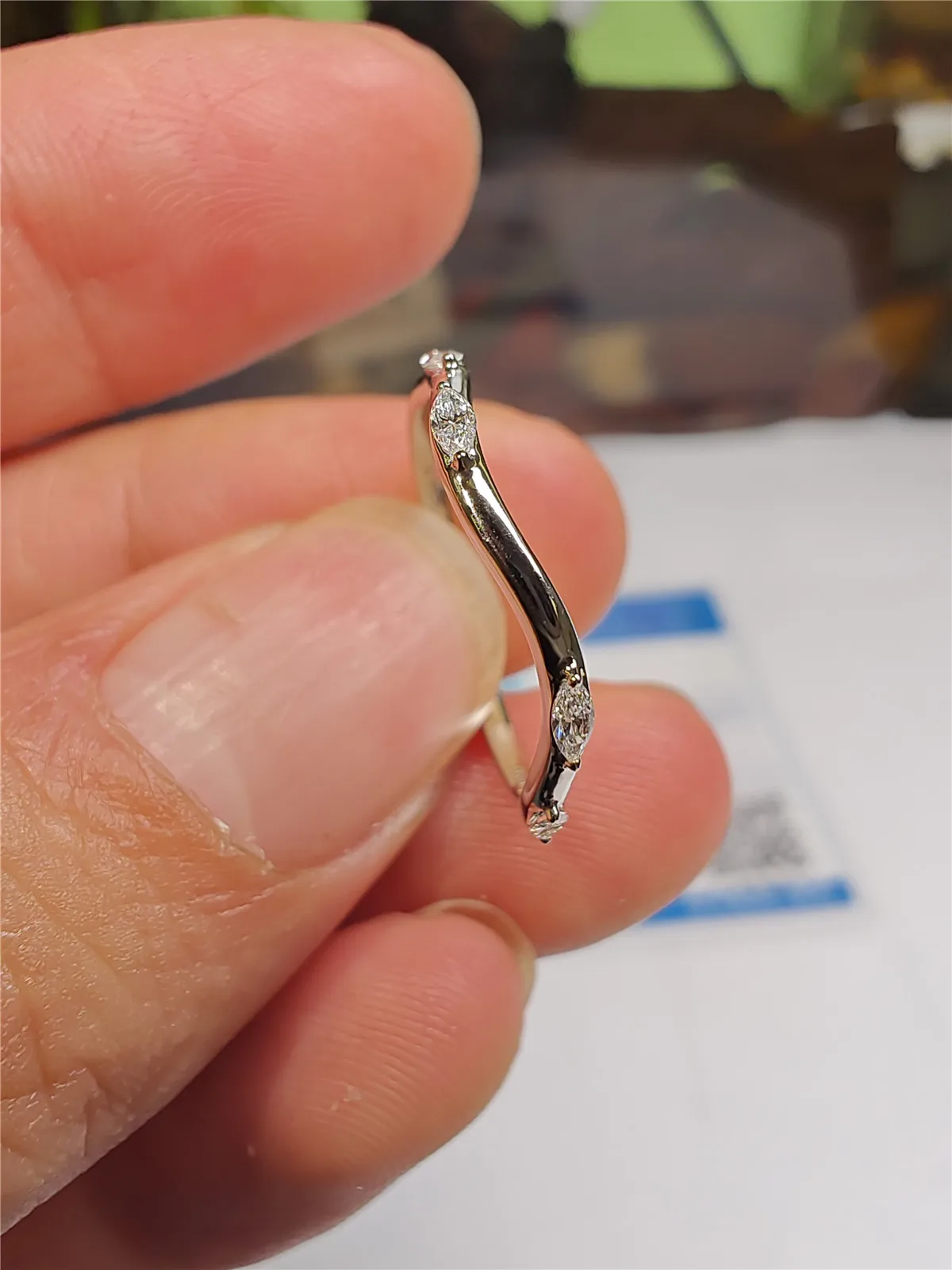 Diamante cultivado en laboratorio de oro real físico de oro de 10 quilates, anillo de diamantes de forma especial de almizcle, anillo HPHT, anillo de compromiso, platino