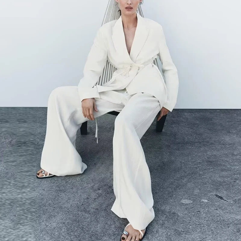 طقم بدلة كاجوال نسائية لصيف 2025 من ألياف البوليستر بنطال مريح ومجموعة Jaet