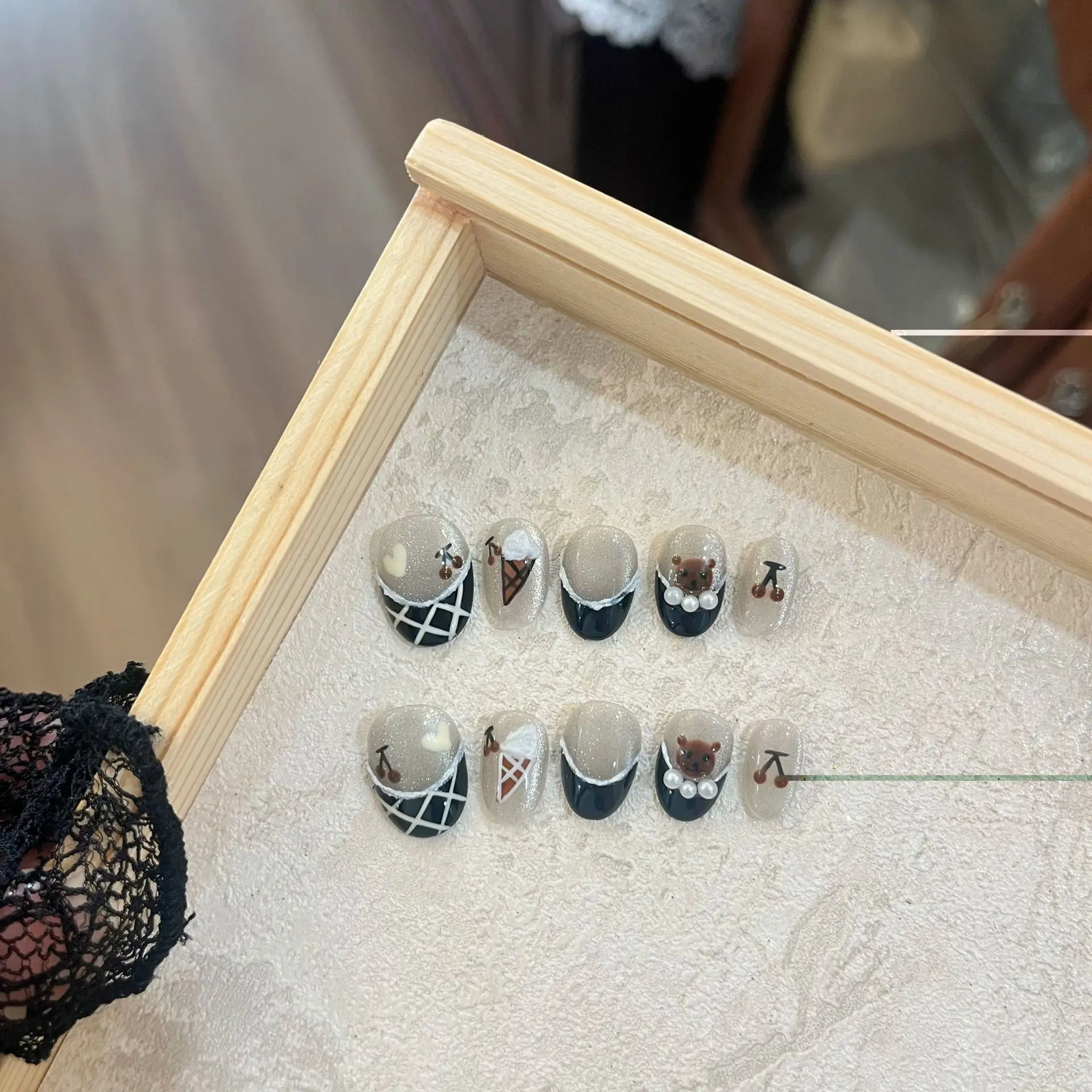 

10pcs Hand-Drawn Line Art Diamond Grid Cartoon Bear Ice Cream Cherry Heart French Style Wearable Nails French Daily Short Nails