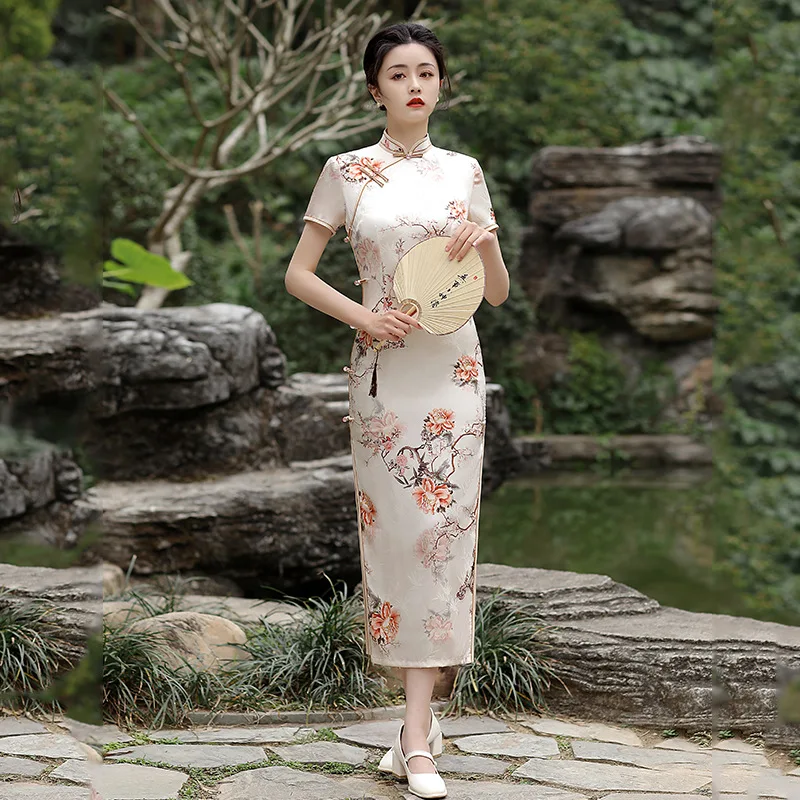 2022 Mùa Hè Mới Ngắn Tay Nữ Qipao Phụ Nữ Trung Quốc Truyền Thống Đầm Dự Tiệc Nữ In Hình Mới Lạ Sang Trọng Sườn Xám