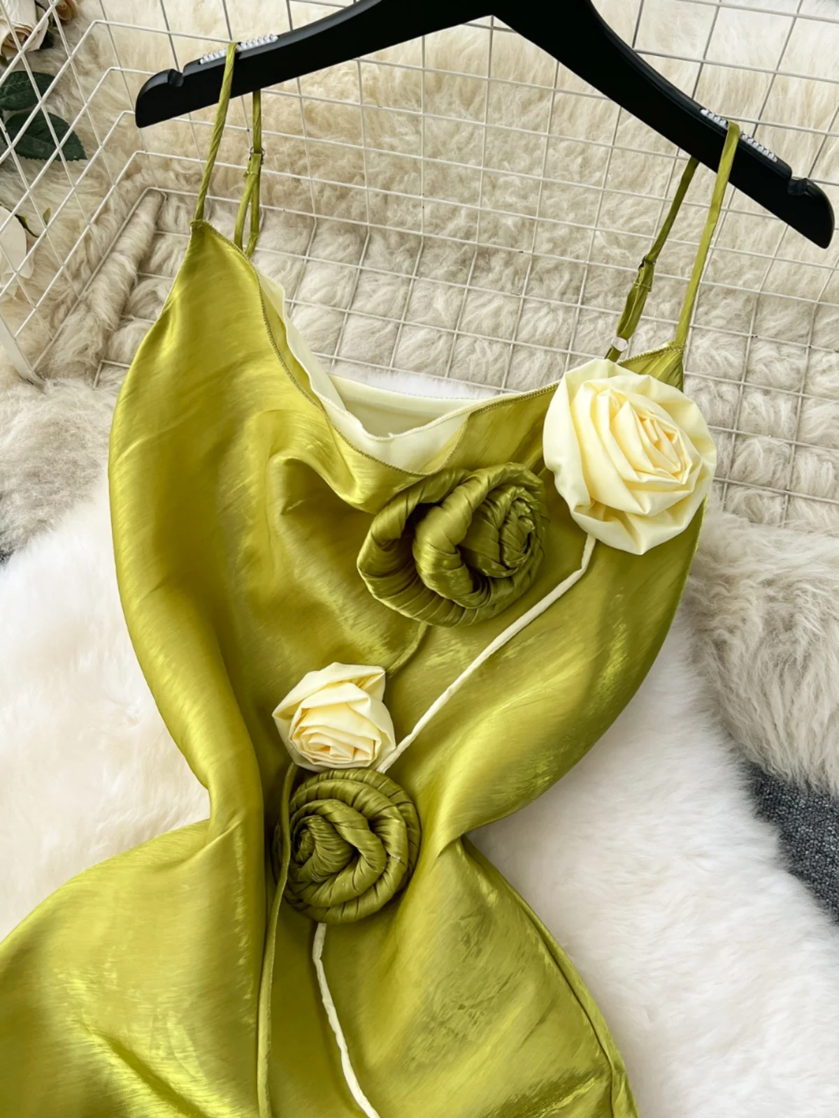 Ele Long Svel Knee-Length Women's Dr with Side Slit And Strap Korean Sle A-Line Gown for Commuting And beyond