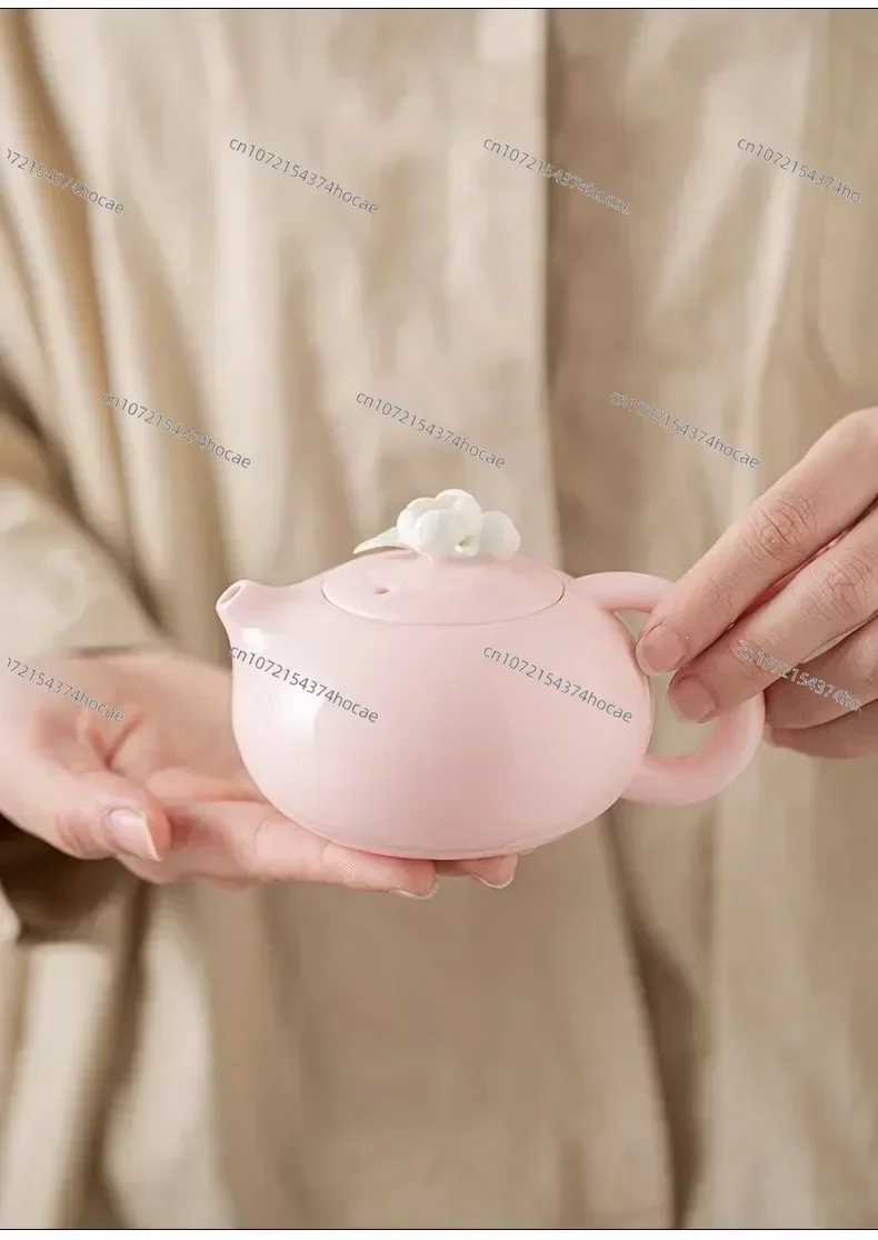 Handcrafted Pink Flower Tea Set High Appearance Lovely Ceramic Teapot and Cup Set Customized Ball Hole Filter Tea Infuser