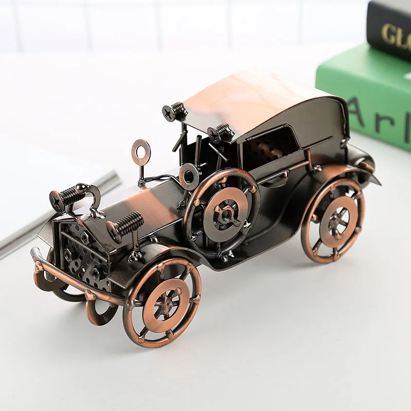 Creative European Retro Iron Crafts, Antique Car Model Decorations, Home Decor, Living Room Ornaments, Office Sculptures, Gifts