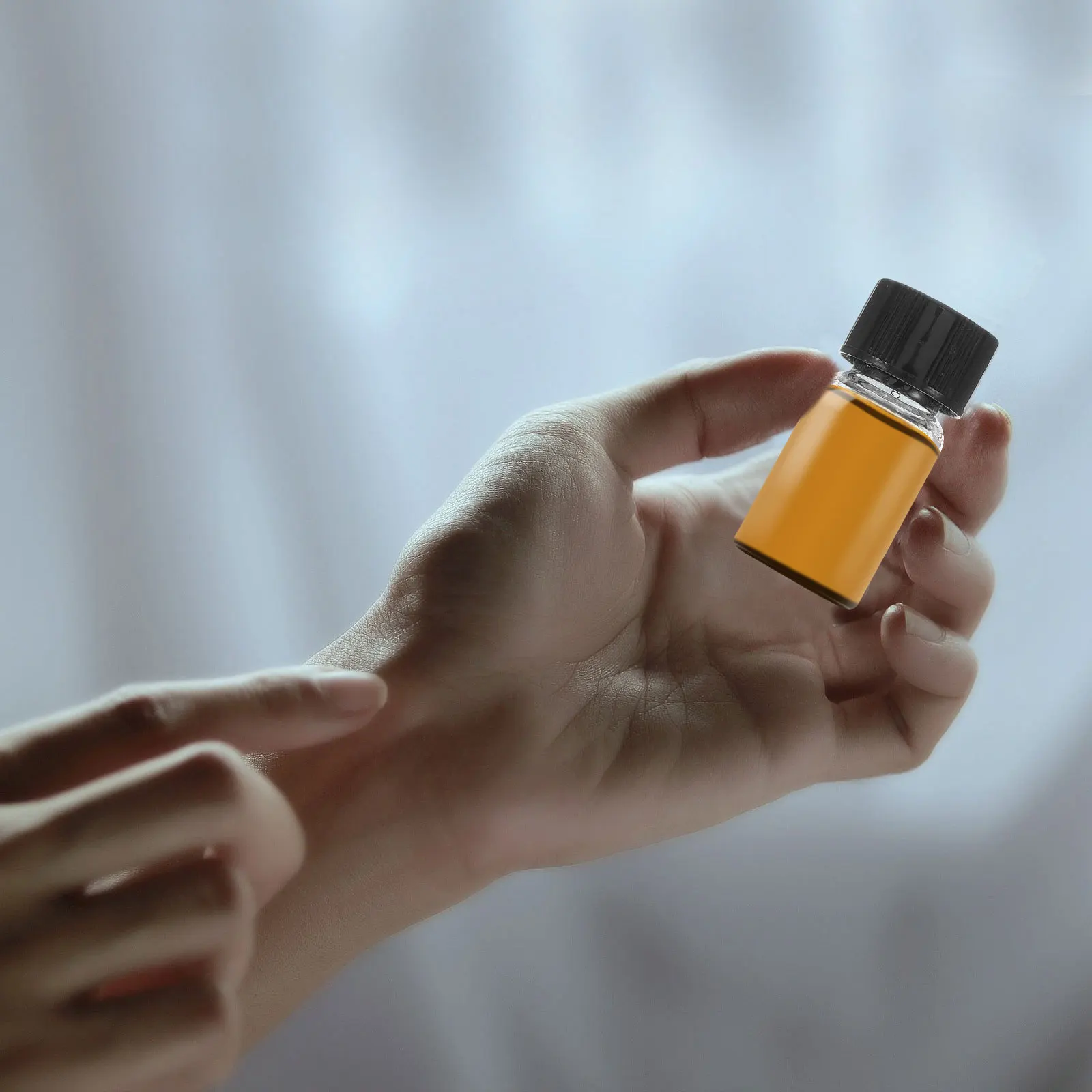 

10Pcs Clear Glass Vials Small Leak-Proof Sample Containers with Screw Caps for Liquids Essential Oils Perfumes Cosmetics