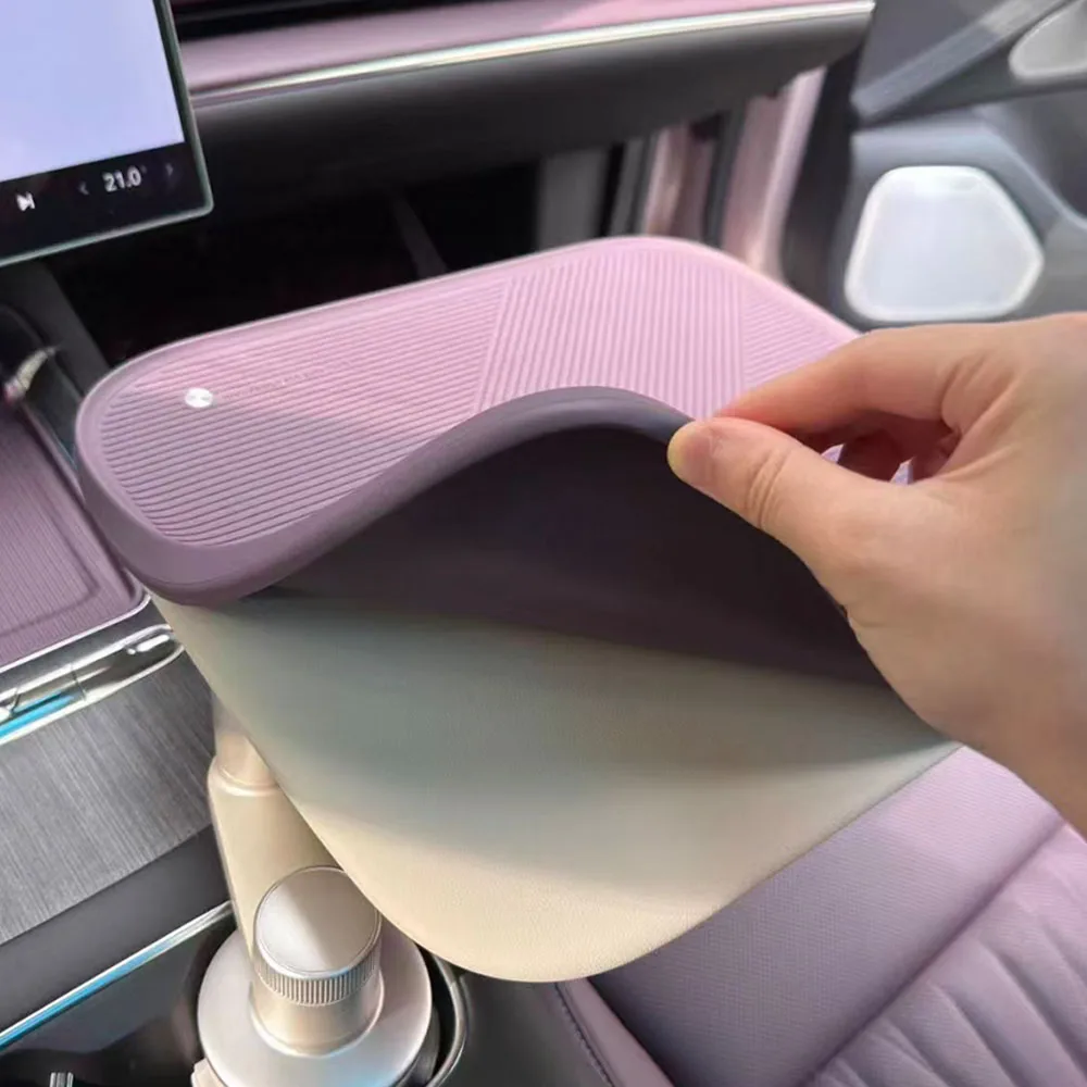Car Table Board Silicone Anti‑Slip Protective Mat For Xiaomi YU7 2025 2026 Non‑Slip Wearproof Cup Holder Desk Cover Interior