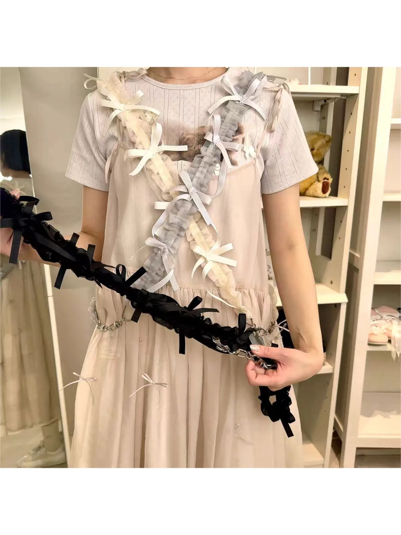 catenella-per-cellulare-borsa-in-tessuto-plissettato-con-fiocco-a-nastro-dolce-giapponese-con-distanziatore-omaggio-tracolla-da-donna