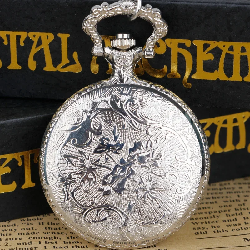 Montre de poche à quartz sculptée en argent pour hommes et femmes, collier de mode, pendentif, produit de connaissance chaud