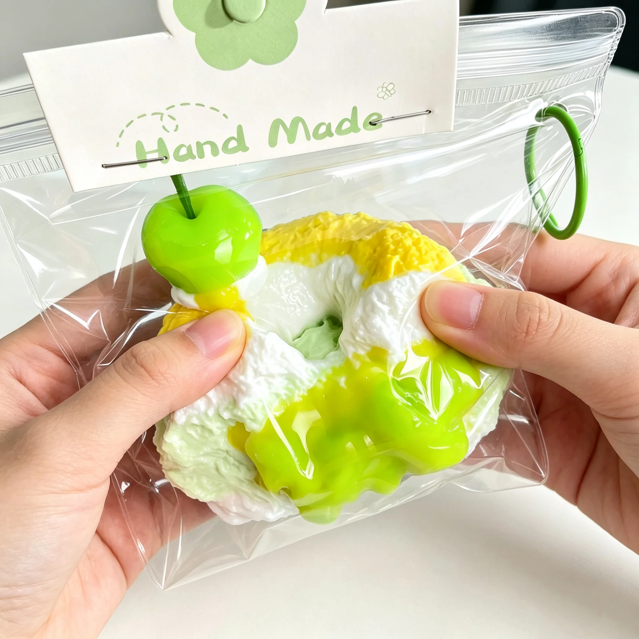 Silicoco Bagel Cake Dessert Series Squishy Toy Elastic Premium Silicone Supple Pinch Tactile Hand Play Gadget  #Nulala200048