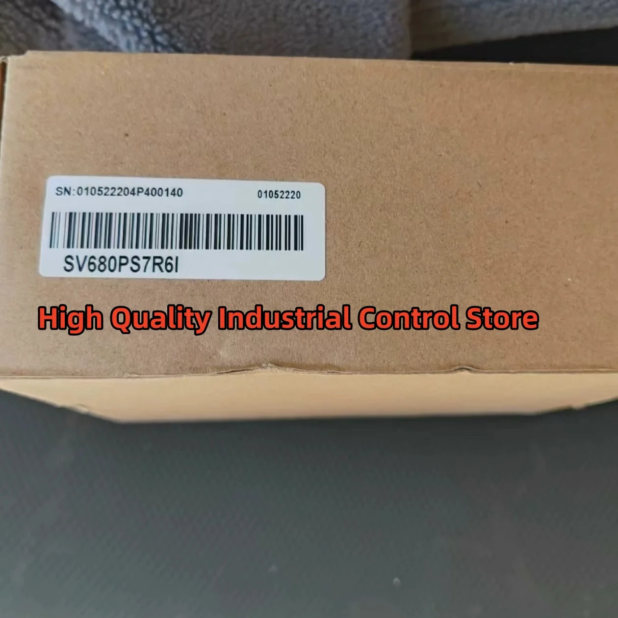 

Новый оригинальный сервопривод SV680PT026I