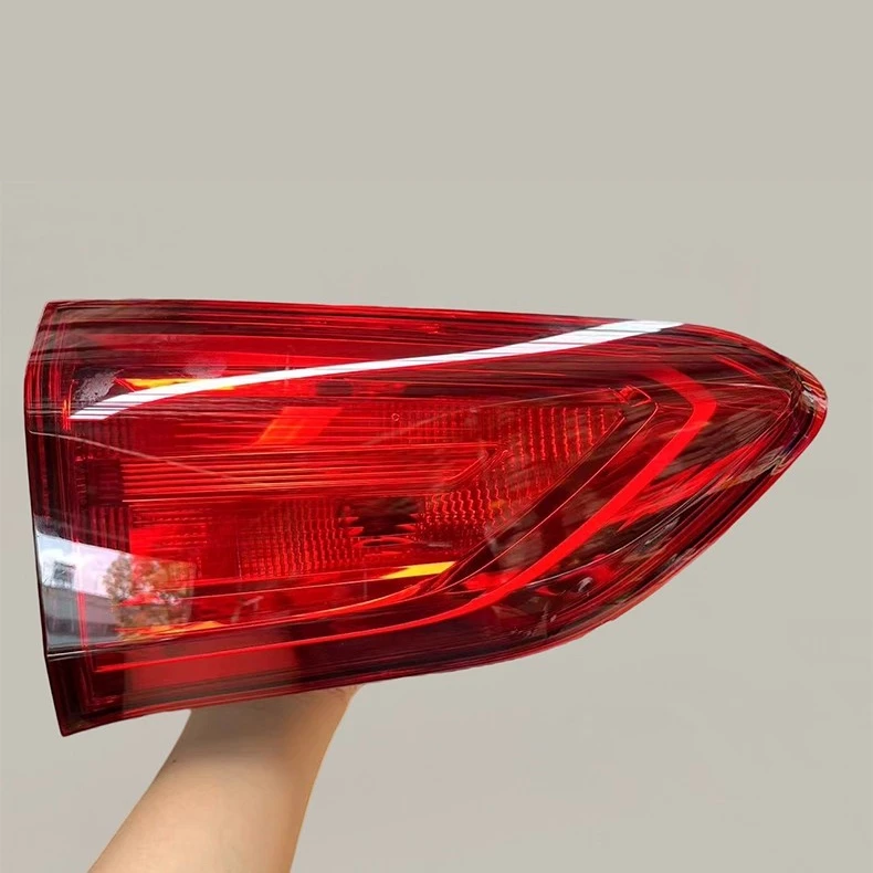 

Внутренний задний фонарь в сборе для MAXUS D90