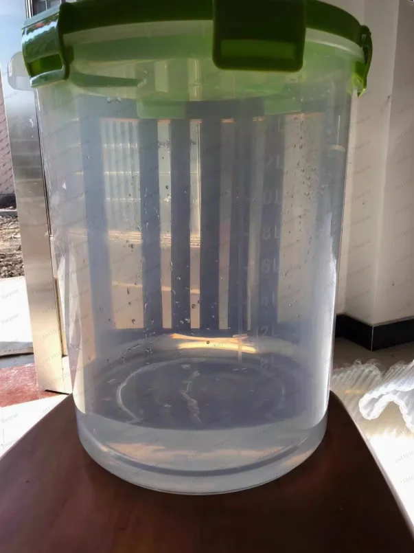 

Тип B Бочка снизу Домашнее пивоваренное вино Фруктовое вино 28л Пищевой резервуар для брожения