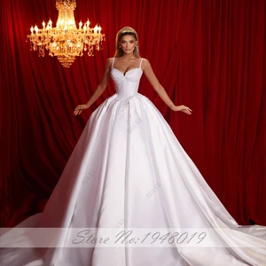 Julia Kui-Vintage-Braut mit Perlen, Satinkleid mit Spaghetti und Rückenlehne, Hochzeitskleid 12 Hauptverkaufs -Satin -Brautkleid - №9