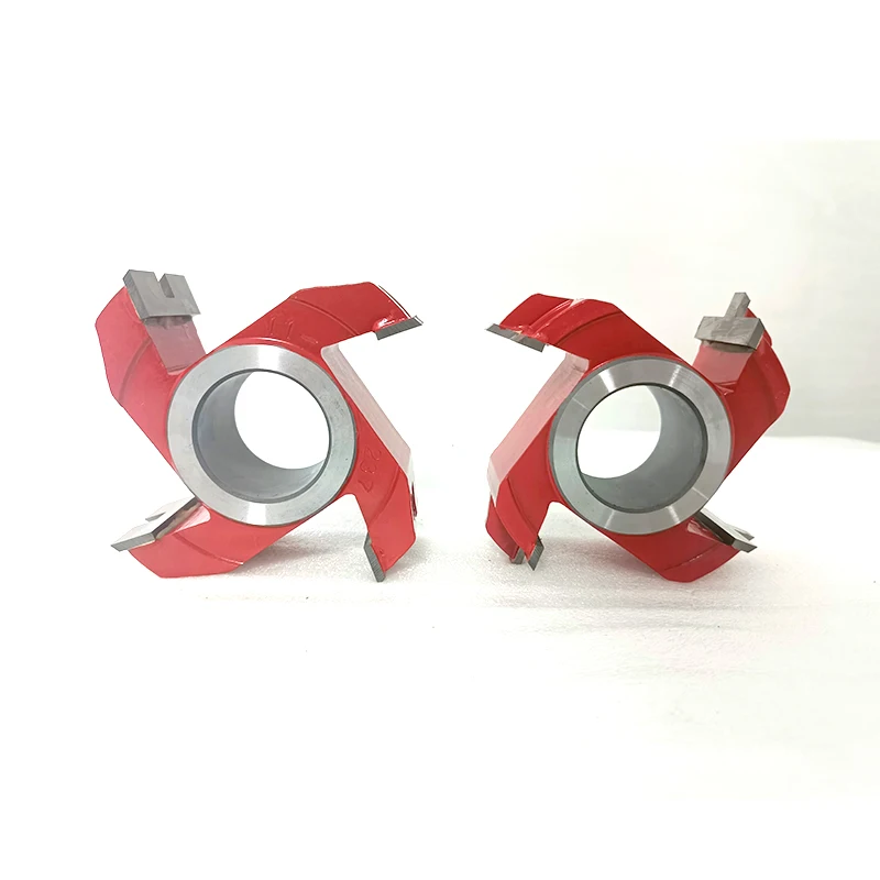 Frese specializzate per la lavorazione del legno: profilo, modellatore di mandrini e pialla su quattro lati