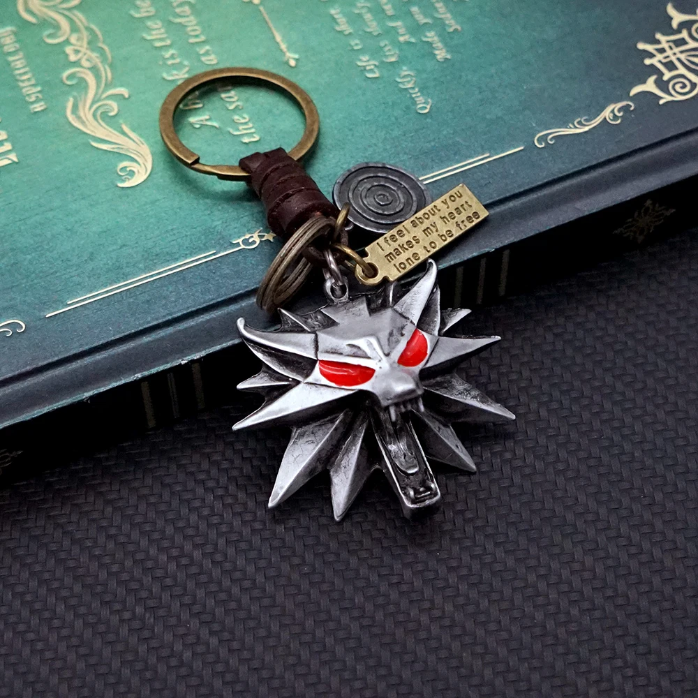 Wolf Head with Leather Pendant Keychain TW3 Game The Geralt Silver