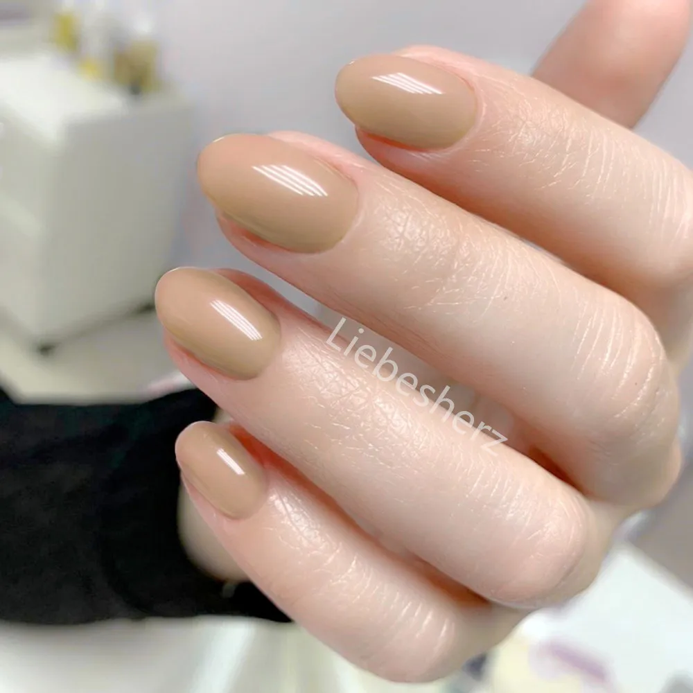 

24Pcs Shiny Round Short Fake Nails With Jelly Glue Light Brown Press On False Nails Full Cover Finger Tips Manicure Tool