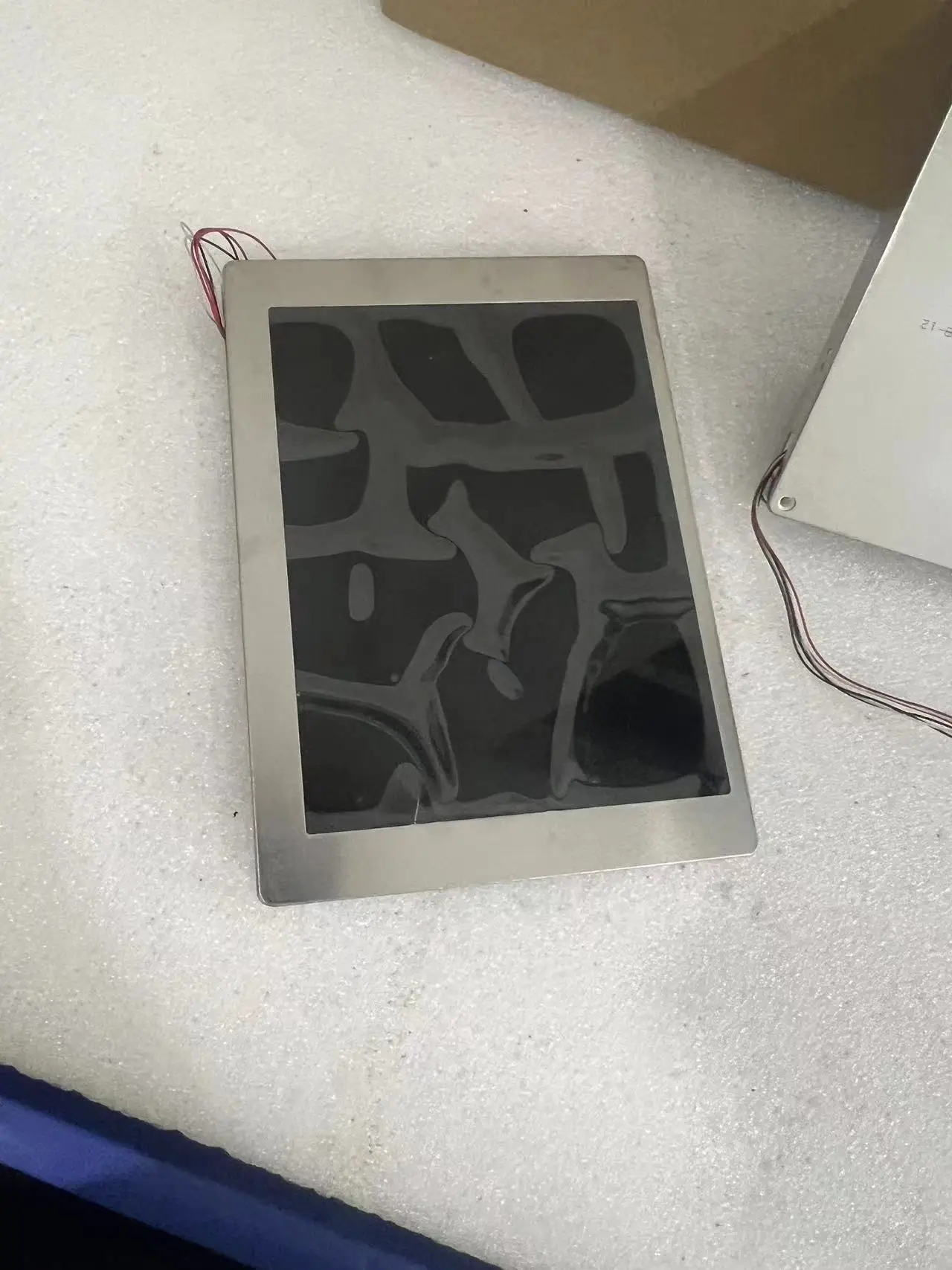 

Tested intact LCD Original industrial display screen 1N6385 TFT8K6322FPC-A1-E TFT3N3556-A1-E TC570-16-C-S5P3-E