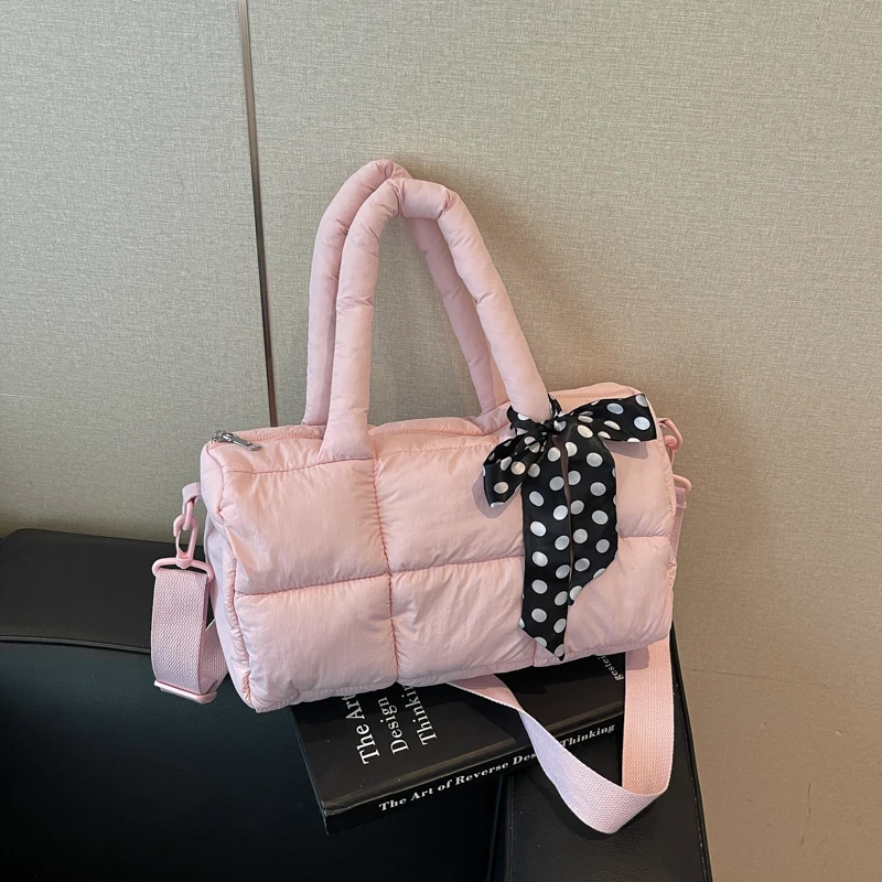 2026 Neue Designer-Schultertasche mit Karomuster, Space-Baumwoll-Handtasche für Damen, Große Kapazität, Daunengepolsterte Gesteppte Einkaufstasche für Damen – Detail 22