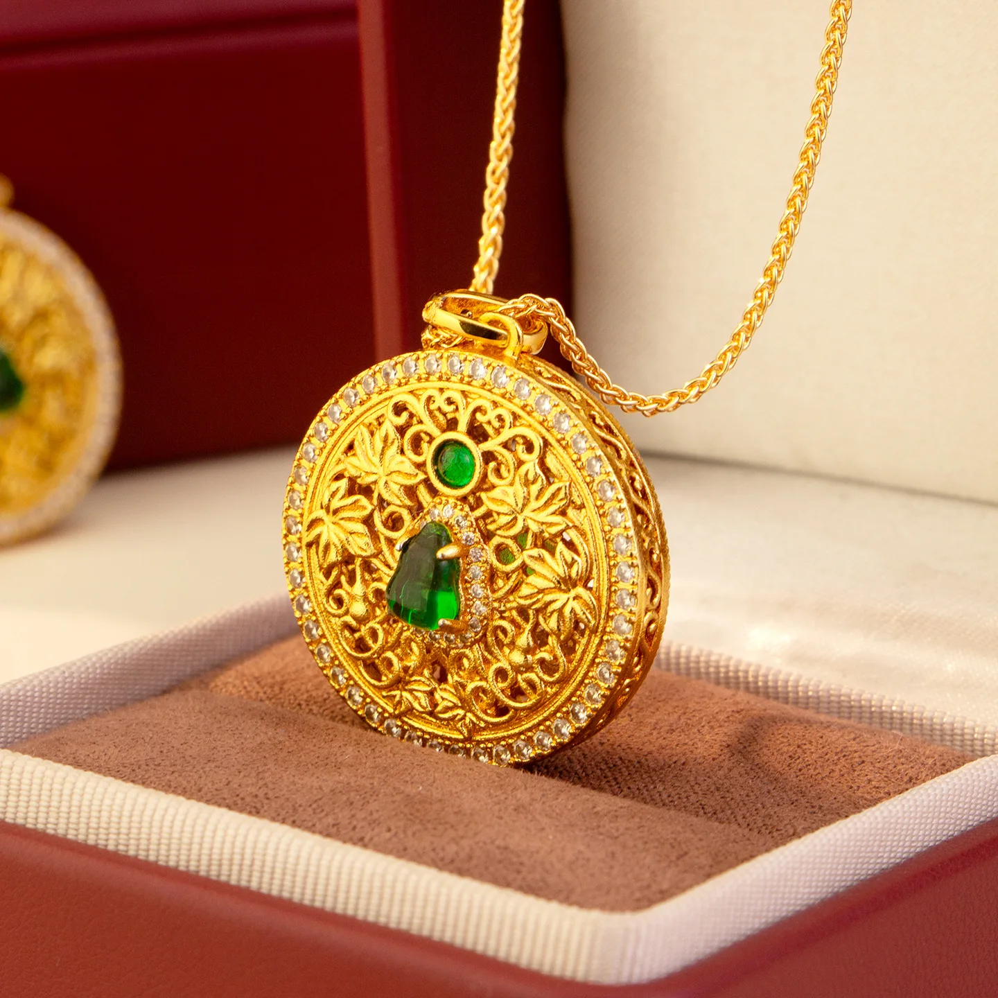 Gold shop 24K real gold inlaid green gourd compass necklace au999 retro palace pendant for girlfriend