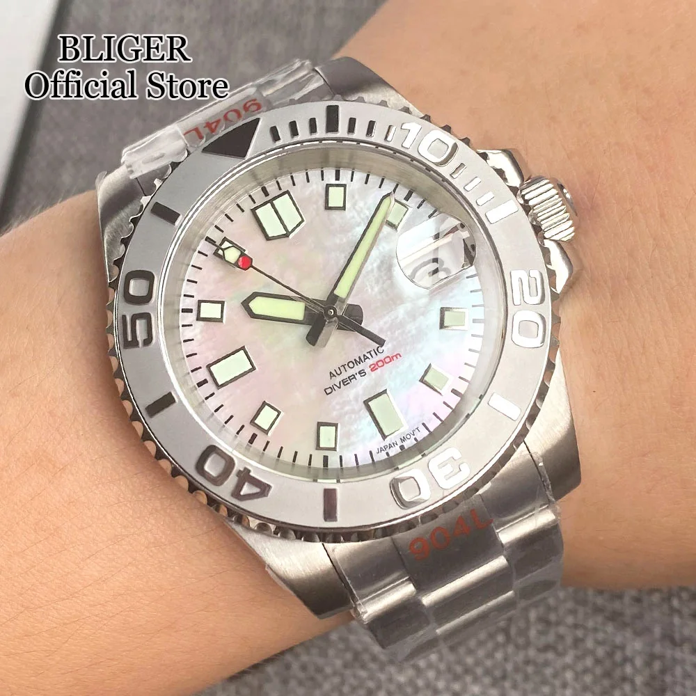 

200M Waterproof White Shell Dial Luminous 24 Jewels NH35A Diver Mens Watch Ceramics Bezel Insert Brushed Bracelet