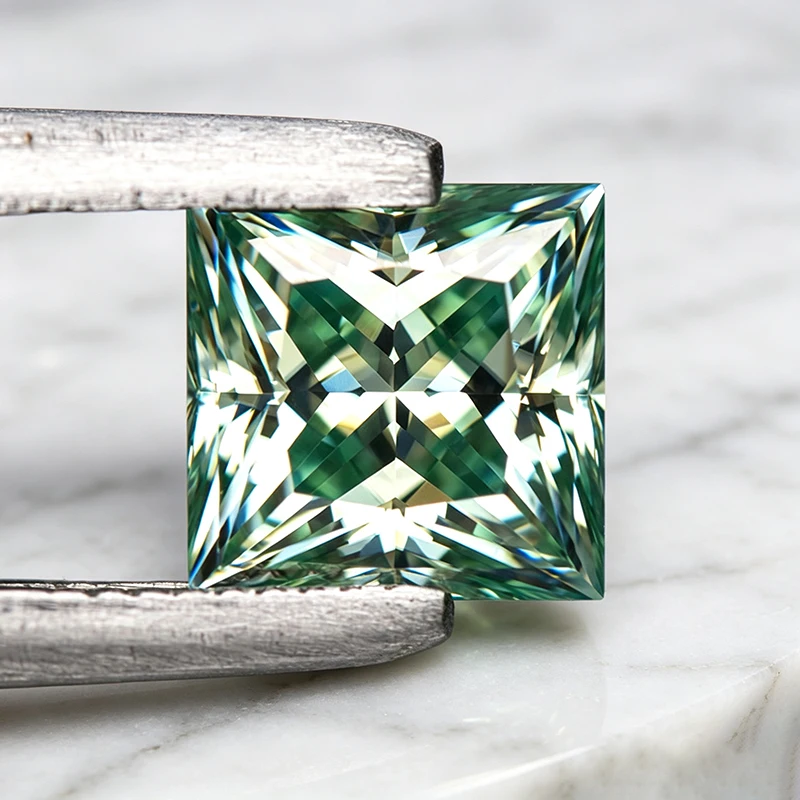 Moissanit-Stein im Princess-Schliff, natürlicher gelb-grüner Edelstein für DIY-Schmuckherstellung, besteht den Diamanttest mit Zertifikat. – Detail 5