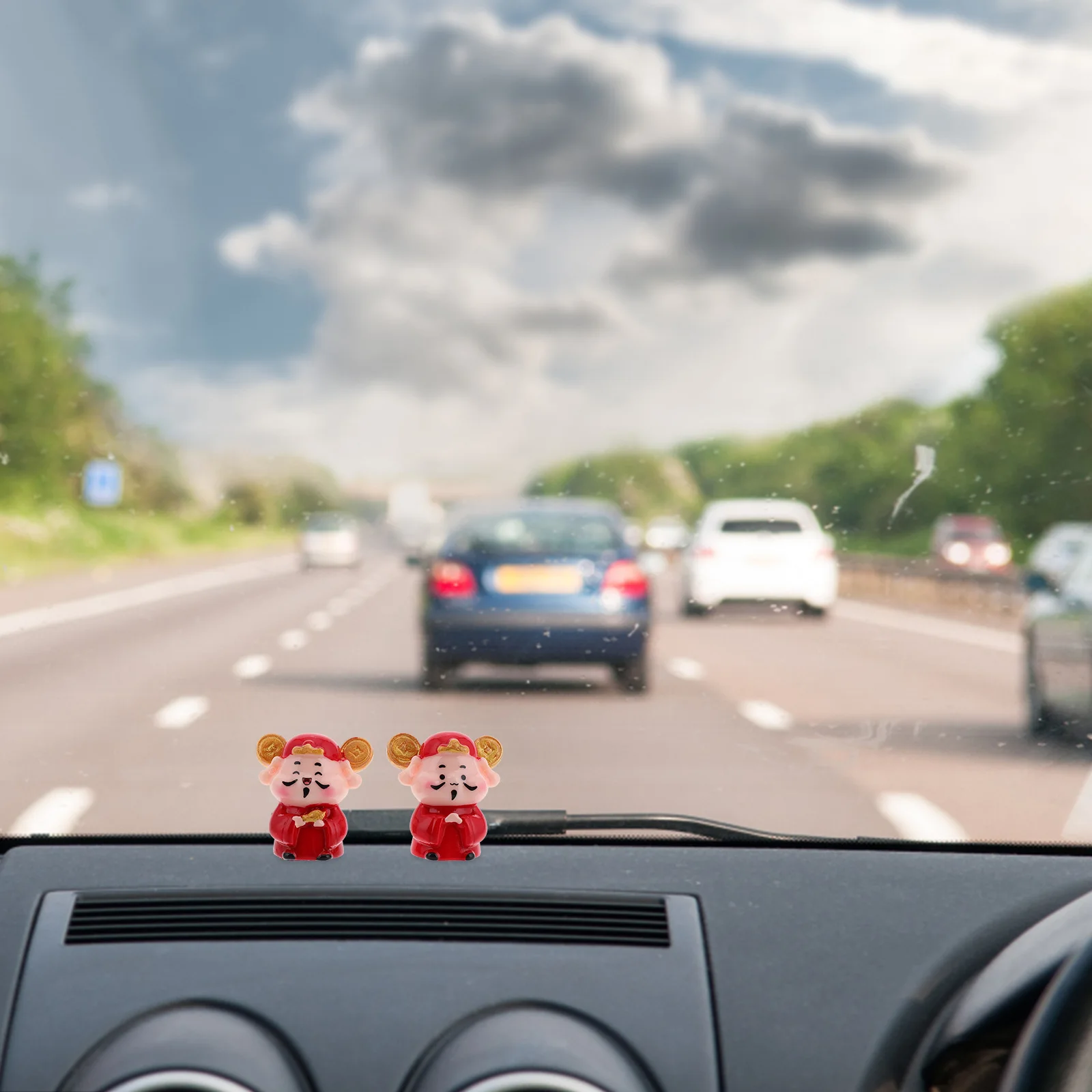 

2 pcs Car Ornaments Resin Craft Cartoon Accessories Lucky Wealth Charms Dashboard Decor Chinese Feng Shui Home Office New Year