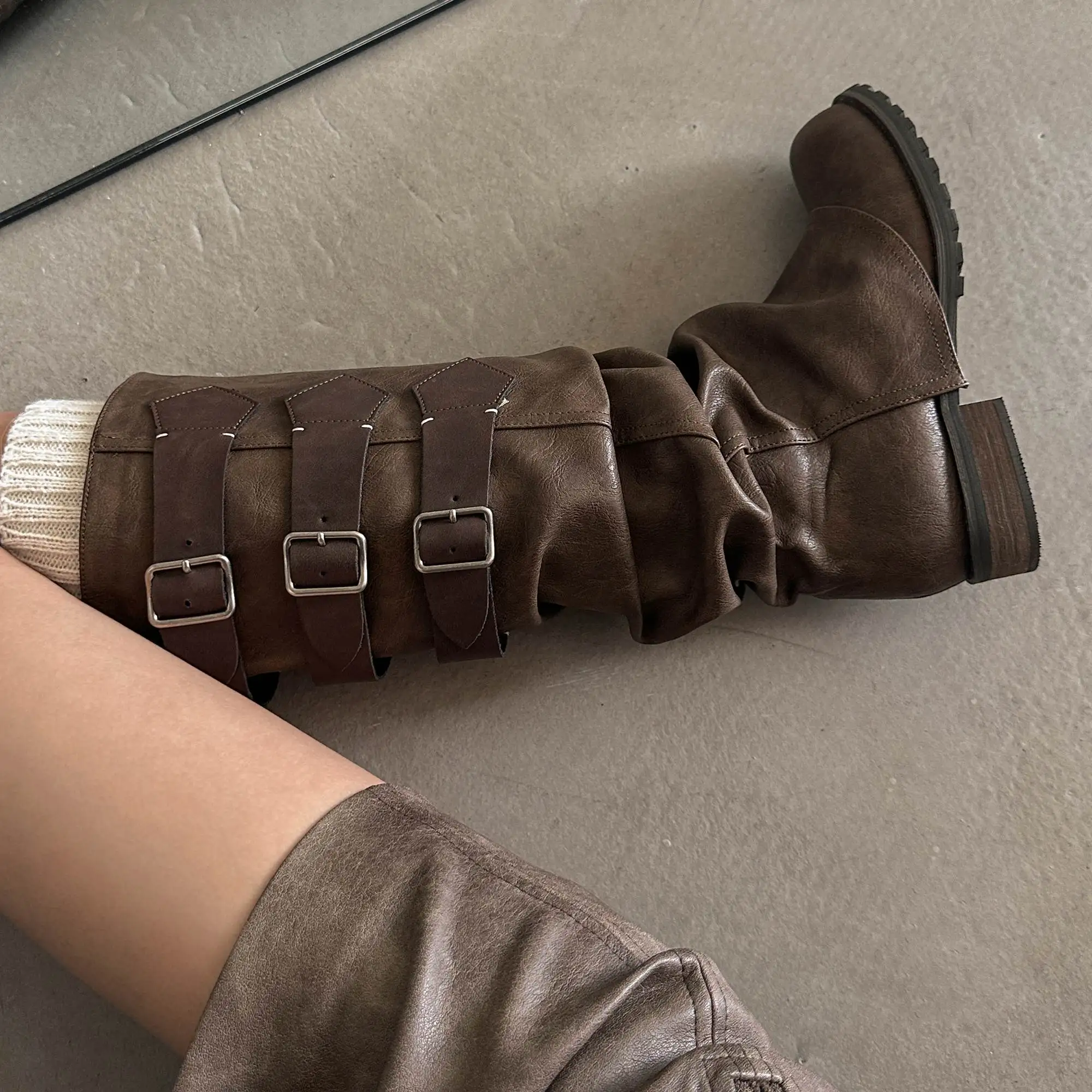 Krazing Pot Retro Cow Split Leather Modern Western Boots Casual Winter Fall Pleated Belt Buckle Comfort Women Thigh High Boots