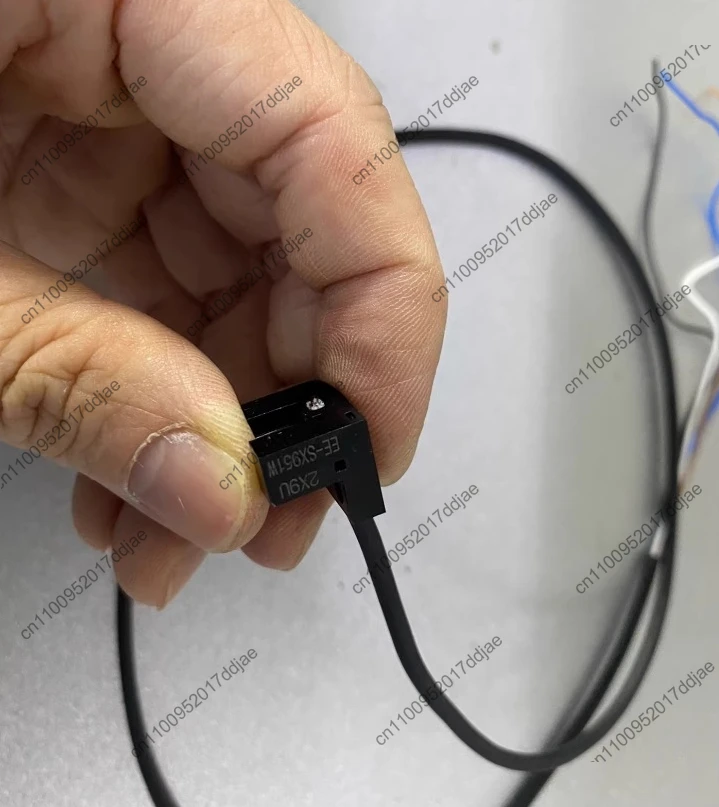 

Слот-переключатель EE-SX951W, тест ОК