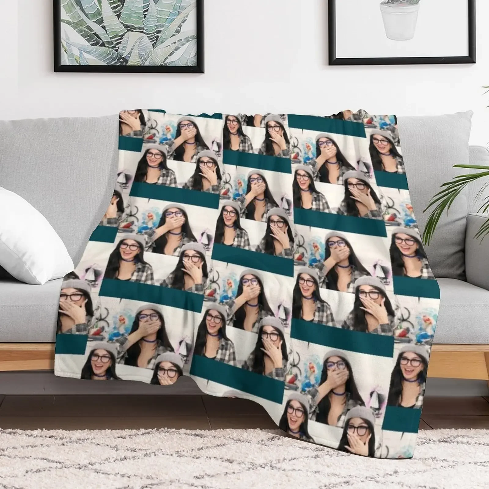 Sssniperwolf laughing collage Throw Blanket Compact Warm Blanket for Car Road Trip