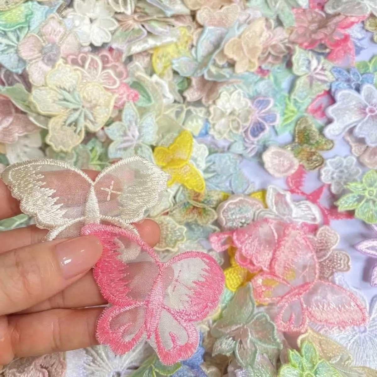 20pcs/Lots Random Organza Butterfly Flower Patches DIY Lace Applique For Wedding Clothing Decorative Parches Sewing Embroidery