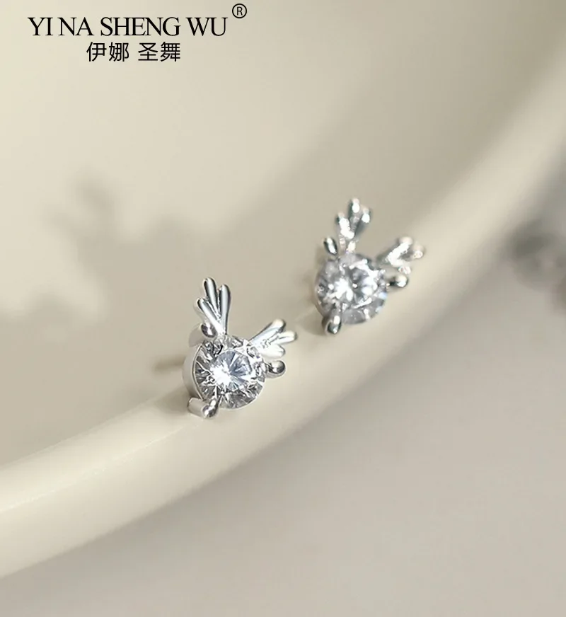 عيد الميلاد أزياء رائعة وأقراط للنساء الاتجاه السنة الجديدة هدية الرنة ثقب الأقراط صديقة مجوهرات الإكسسوار #4