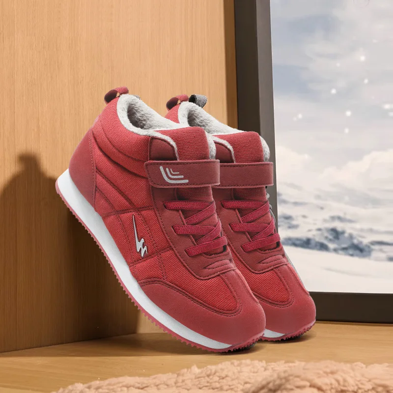 

Зимние толстые теплые ботинки на флисовой подкладке для пожилых людей. Удобные утепленные ботинки для пожилых людей. Уютная обувь для мам в холодную погоду.