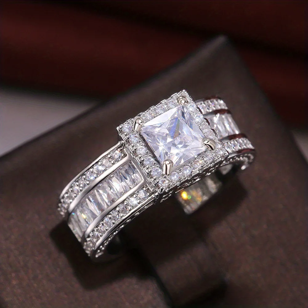 Exquisite Silver Fashion Ring with Inlaid Zircon Stones for Women And Men Super Shining Wedding Engagement Jewelry
