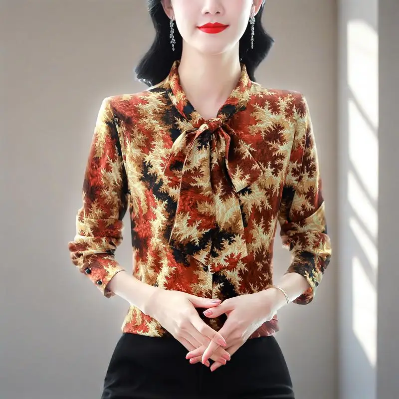 Camicette stampate stile Hong Kong da donna Top streetwear alla moda Camicia casual in chiffon a maniche lunghe allentata con fiocco vintage