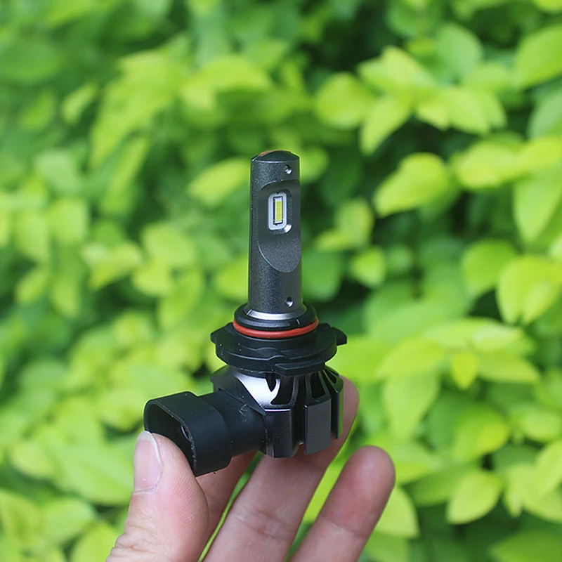 2Pcs Super Bright H10 Strong Light Bulb 15W Modified Headlight Bulb Lighting Auto Lamp LED Head Lights