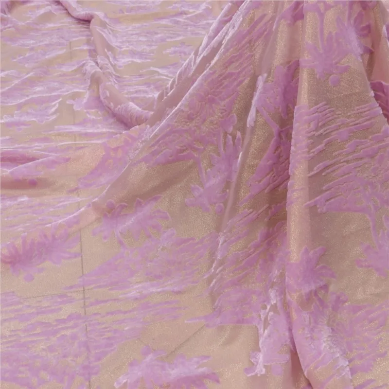 

Woven brocade fleece fabric with golden rose-patterned velvet viscose for cheongsam dresses wedding gowns and evening