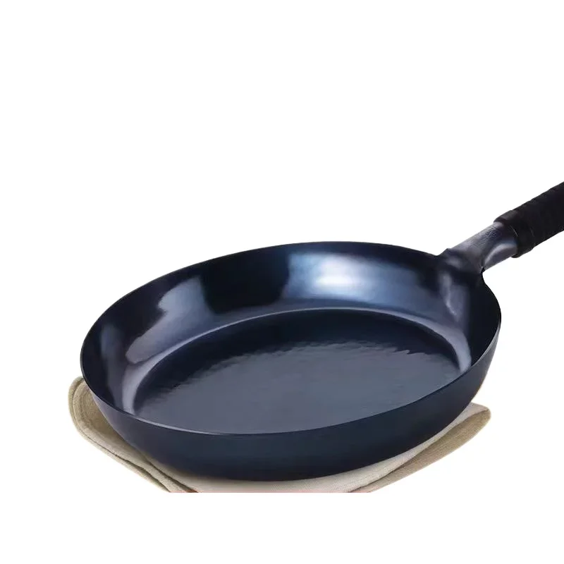 26/28/30cm Iron Frying Pan,Induction Compatible,Chinese Traditional Hammered Pan Blue Cooking Wok Kitchen Cookware