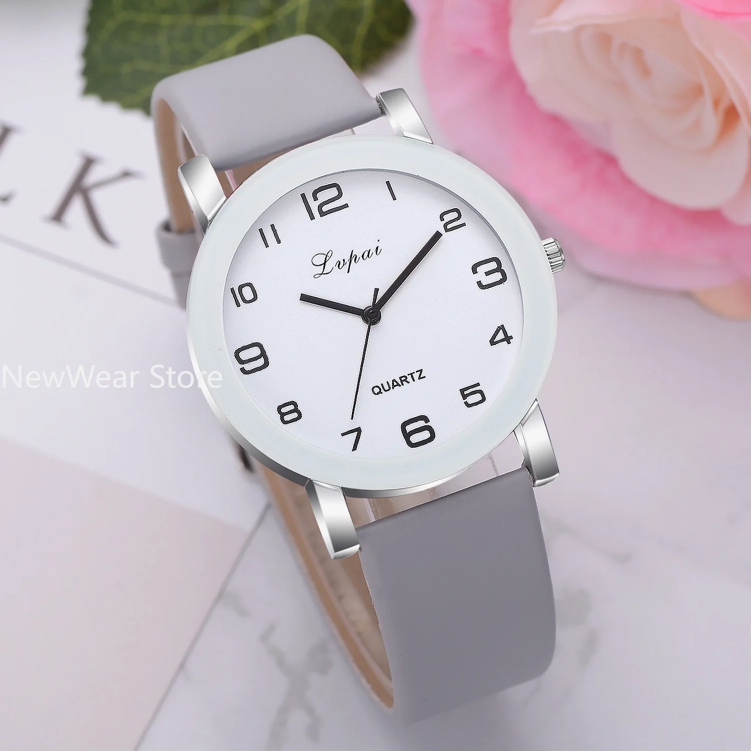 Fashion Women Watches Leisure Grey Digital Simple Women Quartz Watch Sports Leather Strap Ladies Clock Wristwatches Reloj Mujer