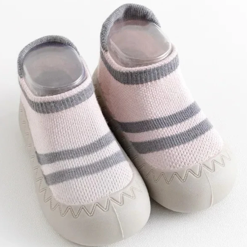 أحذية أرضية للأطفال أحذية صيفية لحديثي الولادة غير قابلة للانزلاق أحذية أطفال جوارب بنات أحذية للأولاد أحذية داخلية