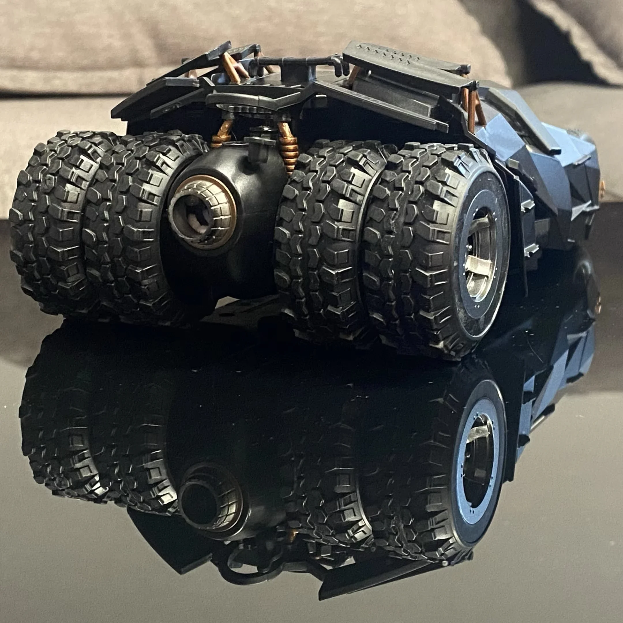 1:24 BAT Batmobile Tumbler Auto in lega Fonde sotto pressione e veicoli giocattolo Modello di auto Modello in scala in miniatura Giocattoli per bambini
