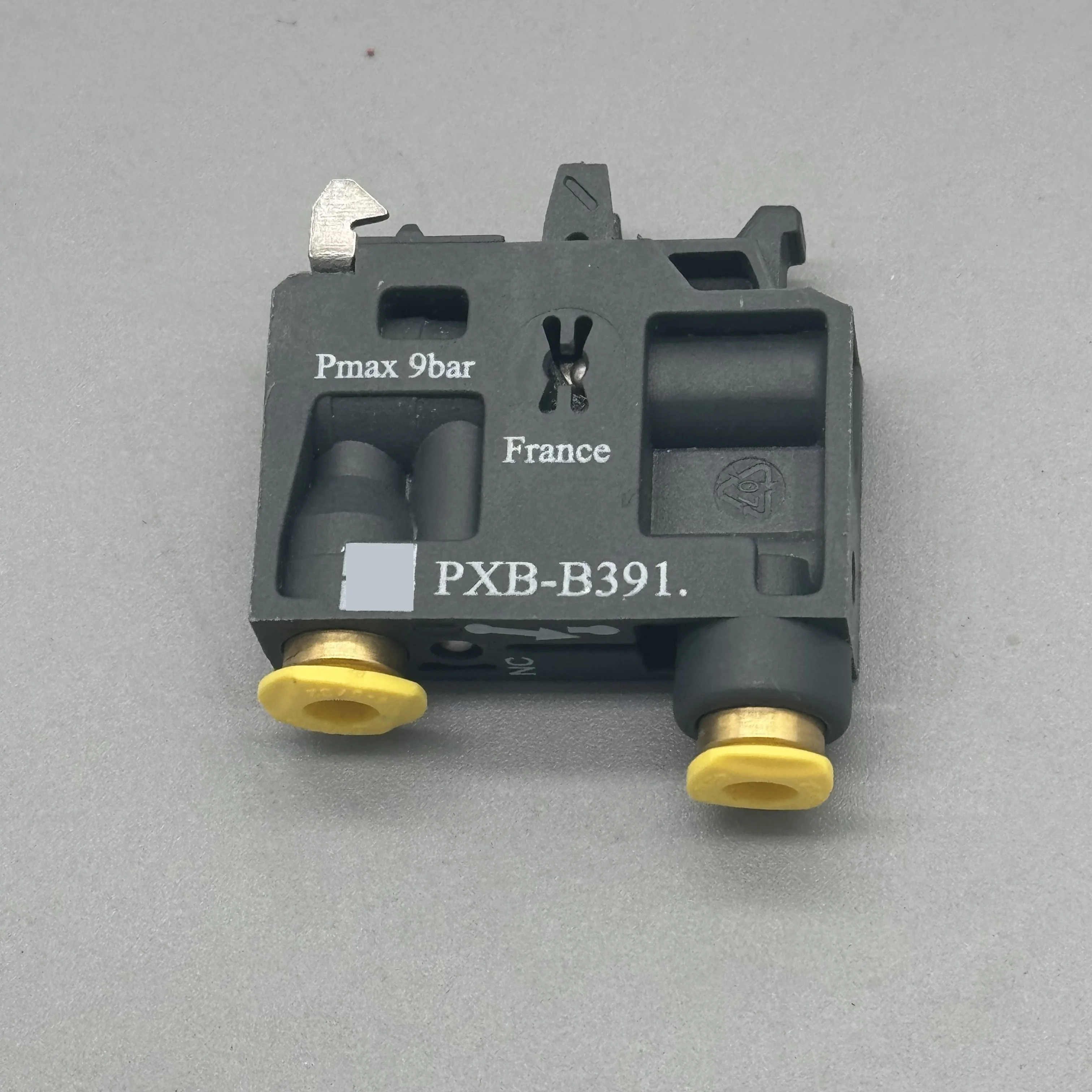 Brand new genuine solenoid valve control valve PXB-B3911 B3921 B391. B392