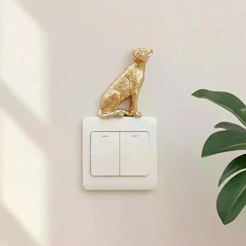 Leopard Light Switch Decoration Resin Figurine: Self-Adhesive Detachable Wall Sticker Ornament Home Decor