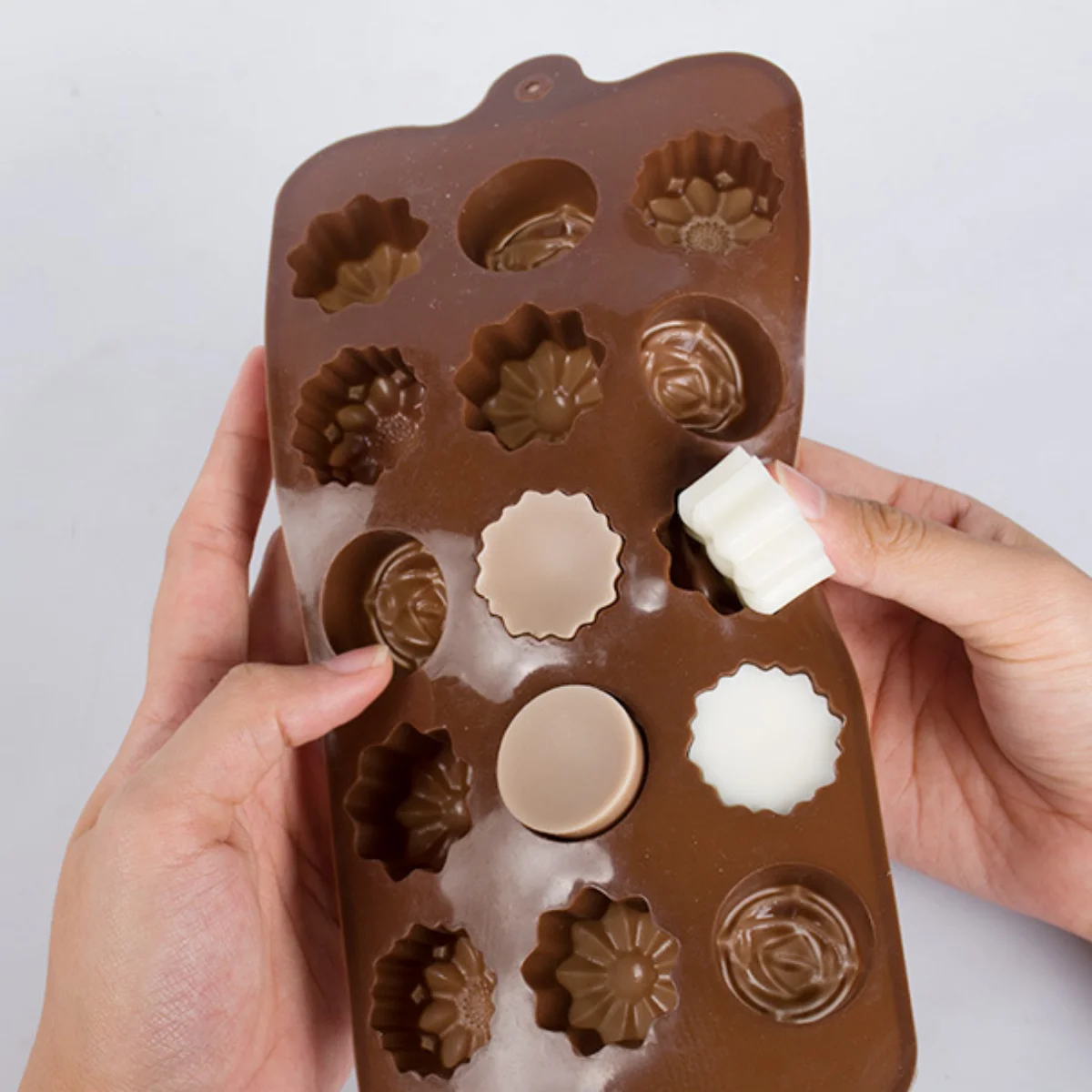 Multicavity Flower Silicone Chocolate Mold DIY Tulip Rose Biscuit Fudge Candy Jelly Ice Cube Making Cake Decor Baking Tool Gift