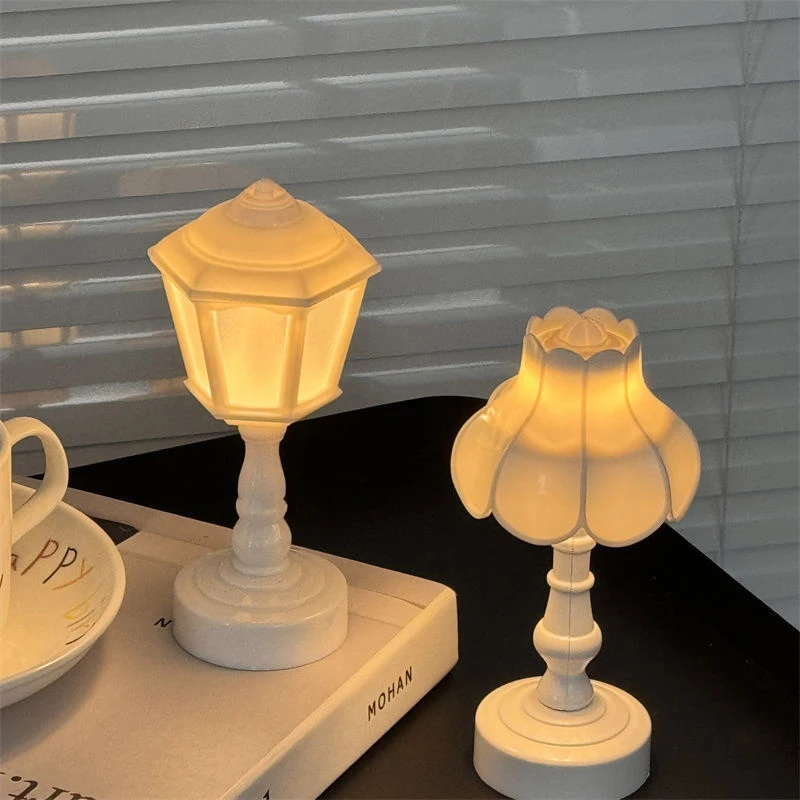 Miniature Flower Bud Table Lamp Night Light for Dollhouse 1:12 Scale Home Model Decor Toy Furniture Accessory
