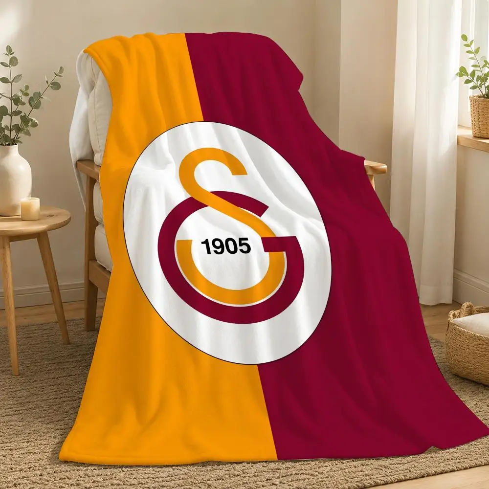 Galatasaray SK Fashion Throw 240g flannel blanket, suitable for sofas, beds, offices,  exquisite gift blankets