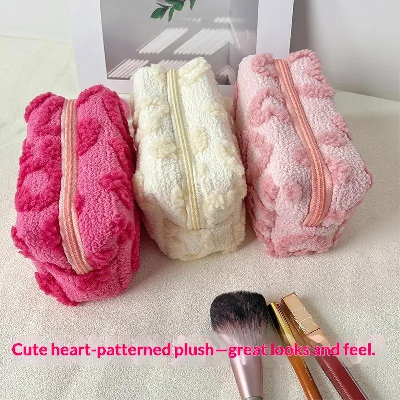 Lightweight Makeup Bag with Handle Soft Love Print Travel Cosmetic Storage Organizer for Outdoor Activities